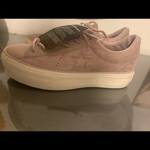 Semi new converse one star sneaker